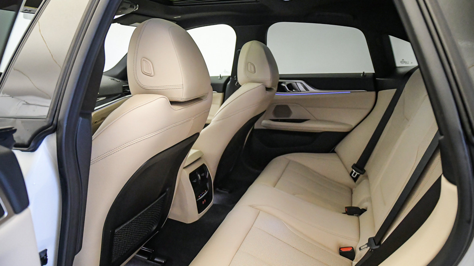 Certified 2024 BMW i4 eDrive35 w/ Convenience Package RWD image 18