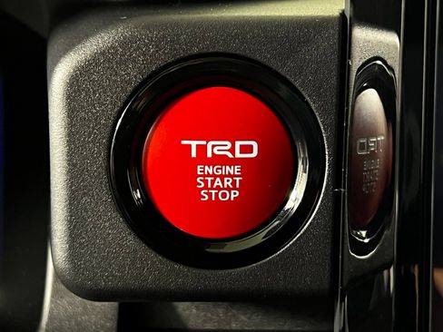 Used 2026 Toyota 4Runner TRD Off-Road Premium AWD/4WD image 23