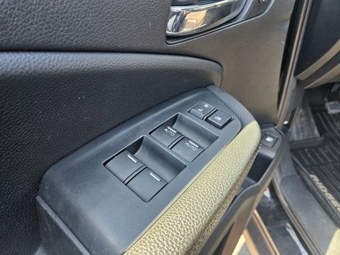 Used 2023 Honda Ridgeline RTL-E image 16