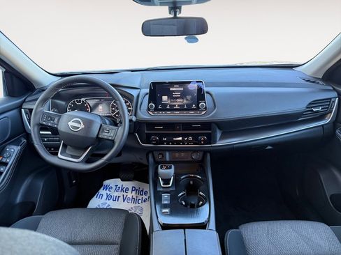 Used 2026 Nissan Rogue SV image 10