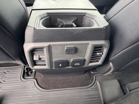 Used 2019 Ford F150 Raptor AWD/4WD image 28
