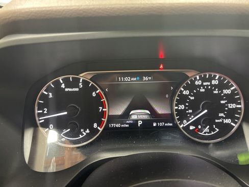 Used 2023 Nissan Rogue SV image 15