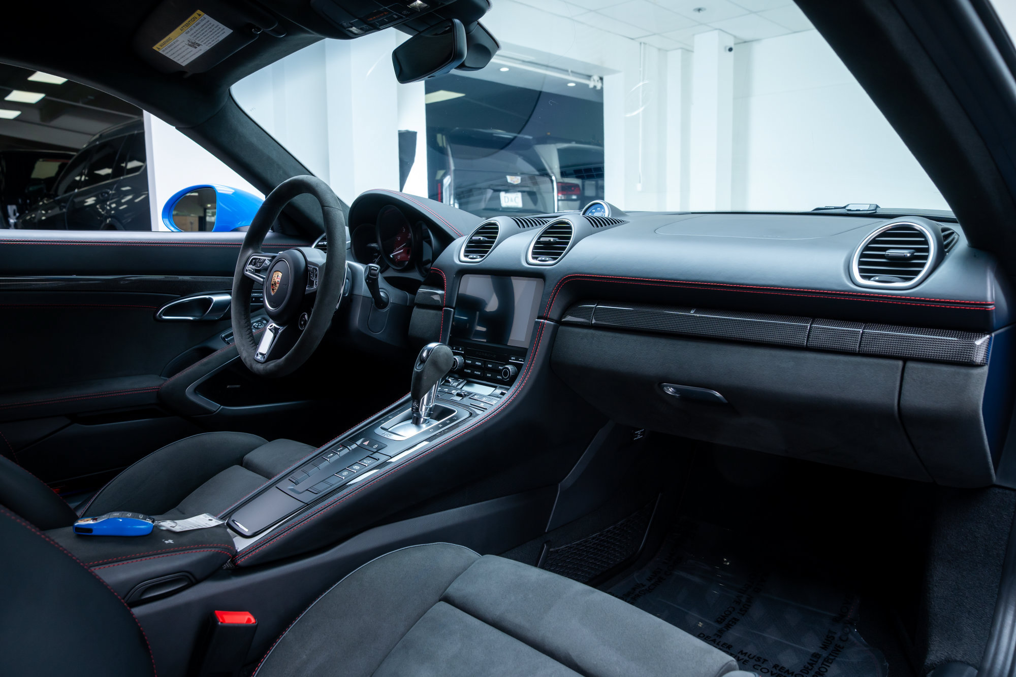 Used 2025 Porsche 718 Cayman GTS RWD image 28