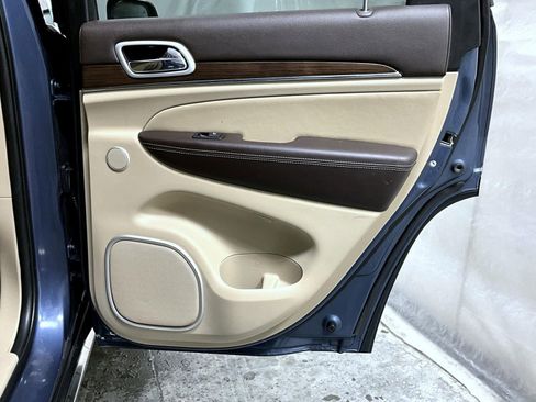 Used 2021 Jeep Grand Cherokee Summit image 21