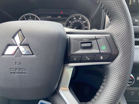 New 2026 Mitsubishi Outlander ES AWD/4WD image 22