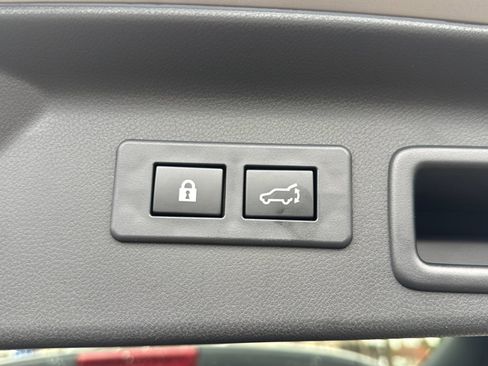 Certified 2025 Subaru Forester Sport image 25