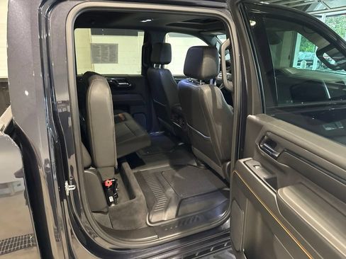 Used 2024 GMC Sierra 3500 AT4 w/ AT4 Premium Plus Package AWD/4WD image 15