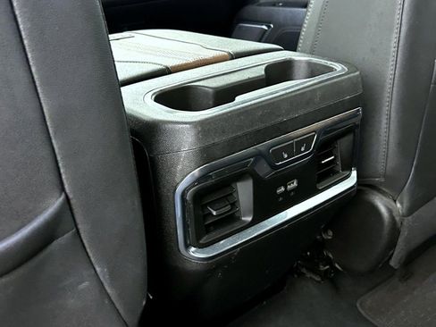Used 2024 Chevrolet Silverado 2500 High Country w/ Technology Package AWD/4WD image 21