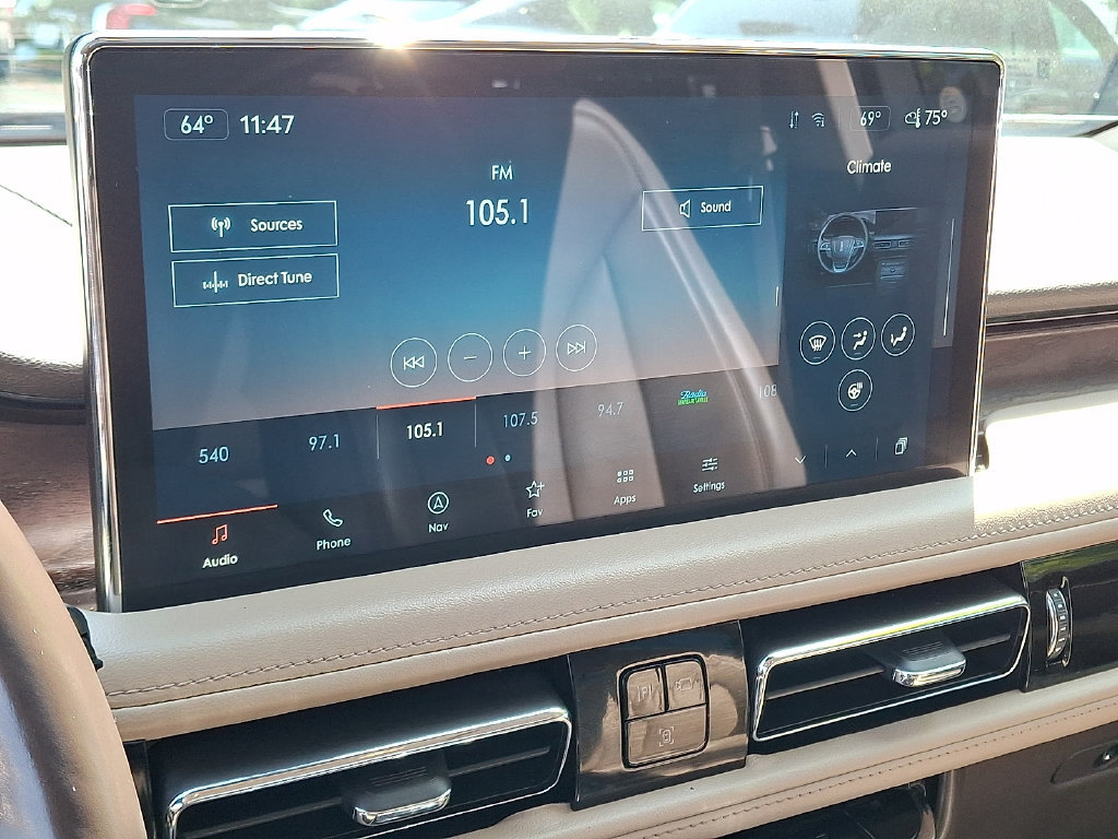 Certified 2023 Lincoln Nautilus Reserve AWD/4WD image 3