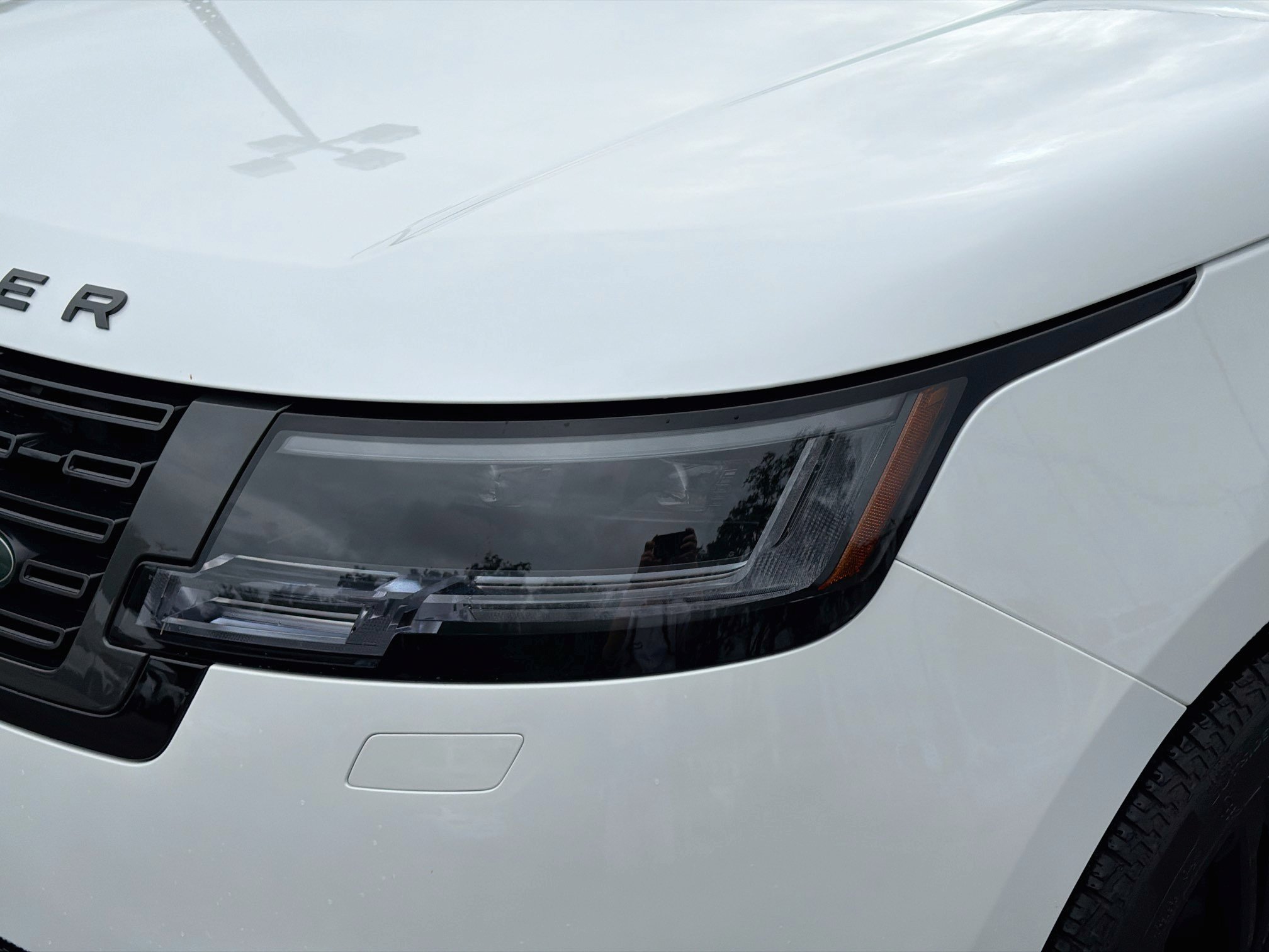 New 2026 Land Rover Range Rover SE AWD/4WD image 9