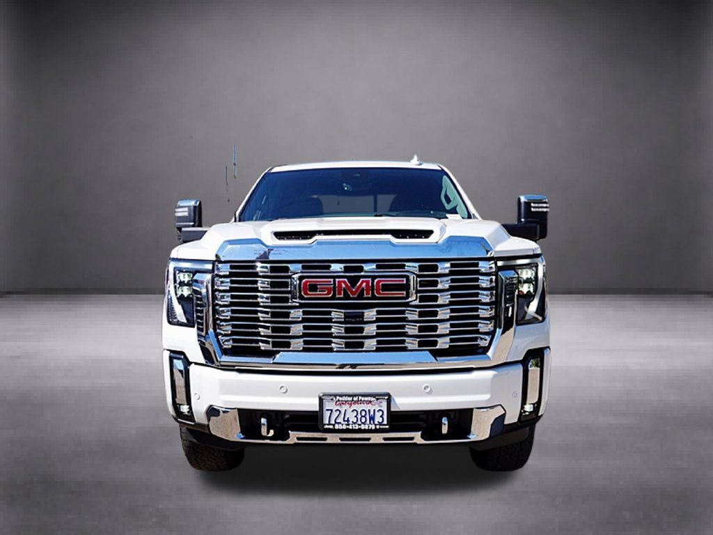 Used 2024 GMC Sierra 2500 Denali w/ Technology Package AWD/4WD image 11