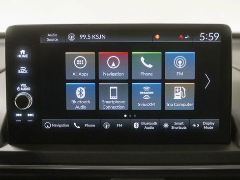 Certified 2025 Honda Pilot Touring image 29