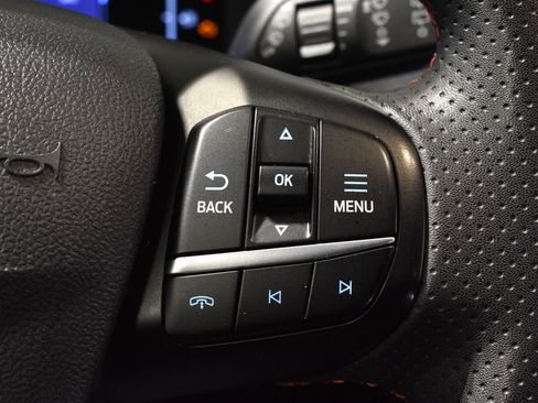 Used 2023 Ford Escape ST-Line image 18