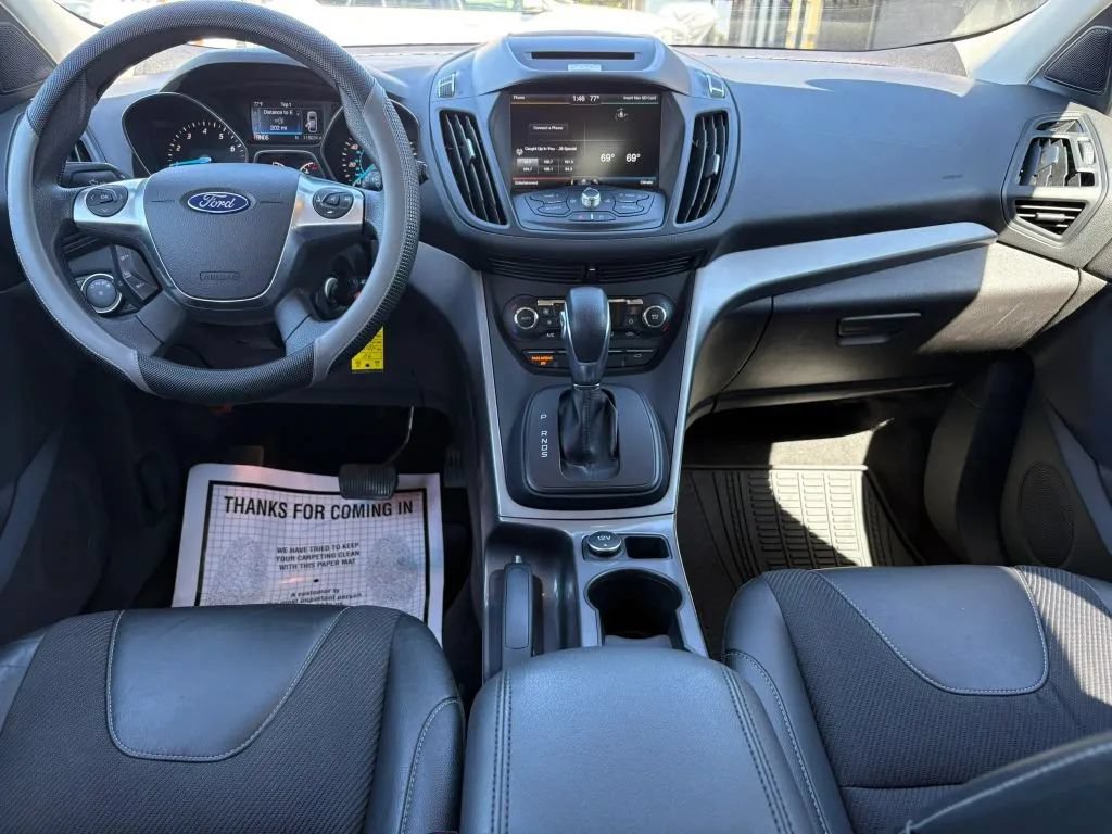 Used 2015 Ford Escape SE w/ SE Chrome Package FWD image 12