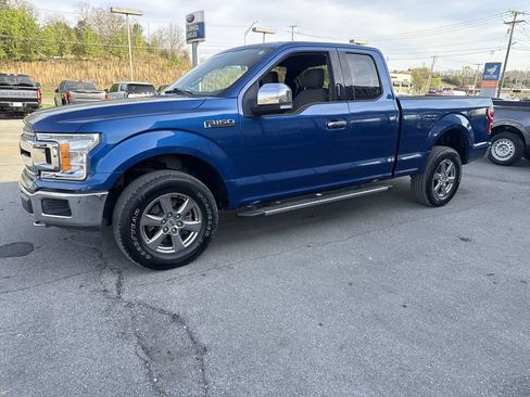 Used 2018 Ford F150 XLT w/ Equipment Group 302A Luxury AWD/4WD image 3