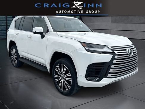Used 2023 Lexus LX 600 4WD w/ Accessory Package (Z1) image 1