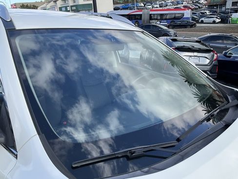 Used 2018 Nissan Rogue SV image 69