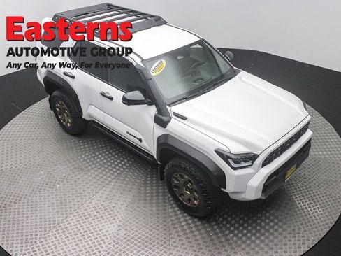 Used 2025 Toyota 4Runner Trailhunter AWD/4WD image 3