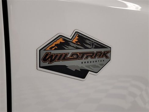 Used 2023 Ford Bronco Wildtrak image 15
