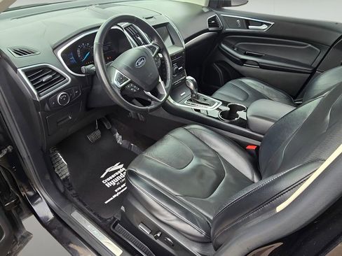 Used 2016 Ford Edge Titanium w/ Equipment Group 301A image 18
