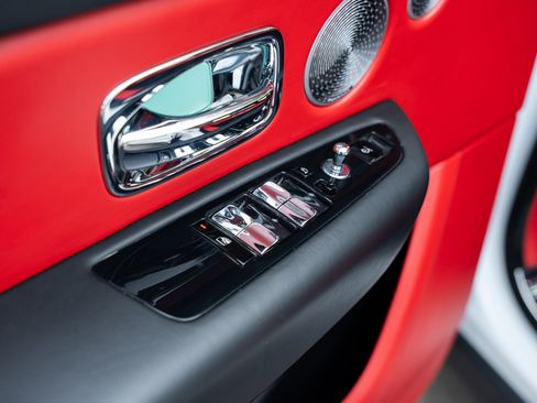 Certified 2023 Rolls-Royce Cullinan image 16
