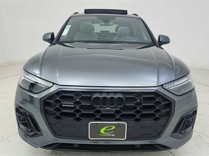 Used 2024 Audi Q5 e Prestige w/ Prestige Package