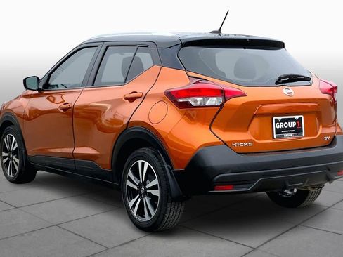 Used 2019 Nissan Kicks SV image 12