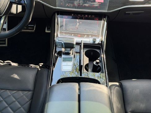 Used 2023 Audi S8 AWD/4WD image 14
