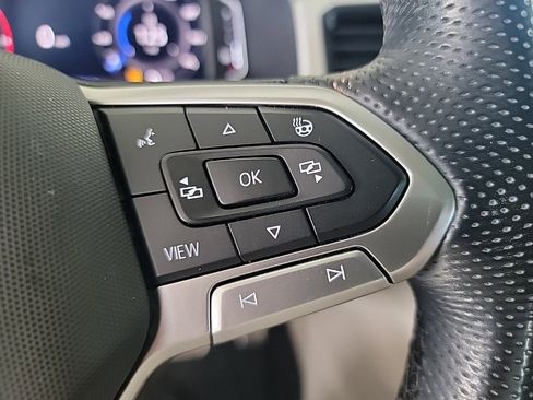 Used 2022 Volkswagen Atlas SEL Premium image 20