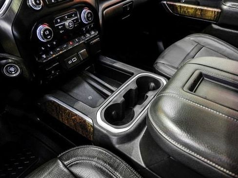 Used 2021 GMC Sierra 2500 Denali w/ Denali Ultimate Package image 24