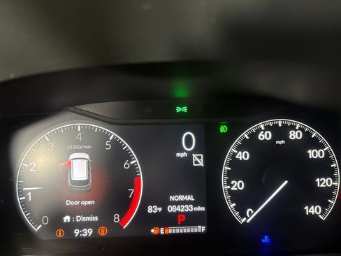 Used 2023 Honda Pilot EX-L image 11