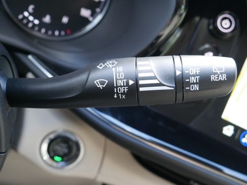 Used 2023 Buick Envision Avenir AWD/4WD image 30