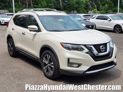 Used 2017 Nissan Rogue SL