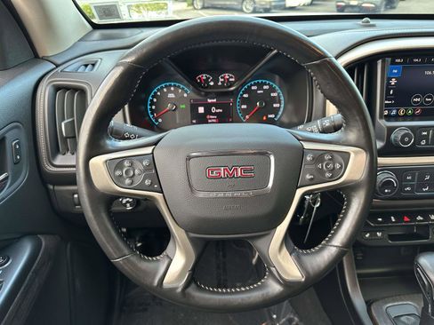 Used 2022 GMC Canyon Denali image 14