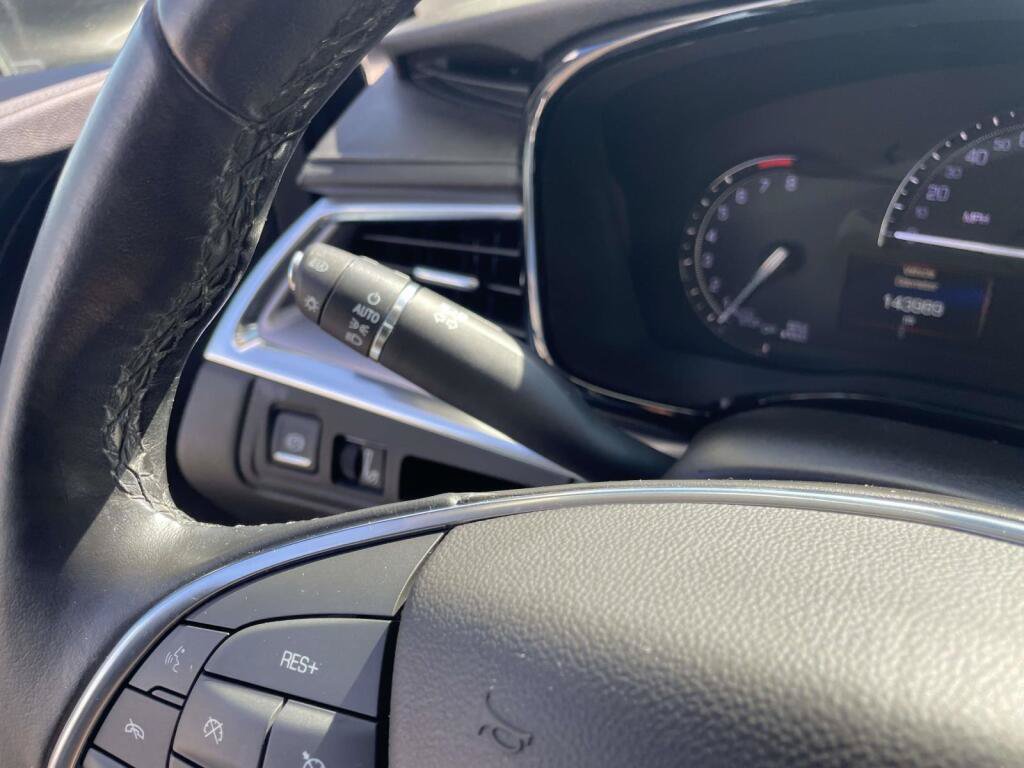 Used 2019 Cadillac XT5 Luxury AWD/4WD image 36