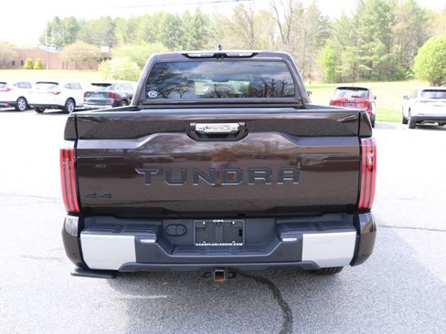Used 2023 Toyota Tundra Limited w/ TRD Off-Road Package AWD/4WD image 4