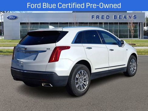 Used 2017 Cadillac XT5 Luxury w/ Driver Awareness Package image 8