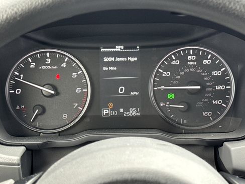 Used 2026 Subaru Crosstrek 2.0i Premium image 3