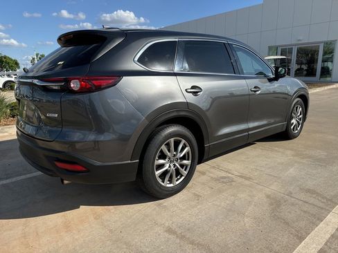 Used 2019 MAZDA CX-9 Touring w/ Touring Premium Package image 3