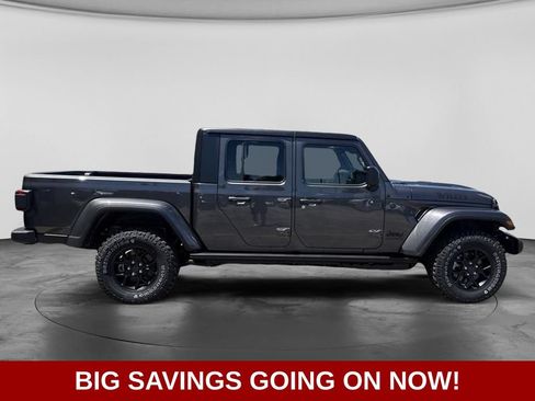 New 2026 Jeep Gladiator Sport AWD/4WD image 32