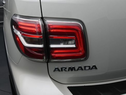 Used 2019 Nissan Armada SL w/ Premium Package AWD/4WD image 5