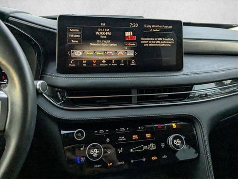 Used 2022 INFINITI QX60 Luxe w/ Performance Audio Package image 10