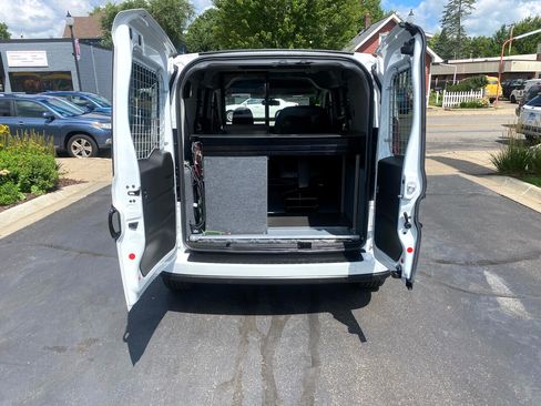 Used 2022 RAM ProMaster City Tradesman w/ Window Group 05 image 12