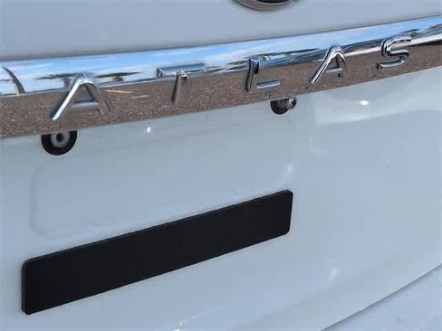 Used 2022 Volkswagen Atlas SE image 13