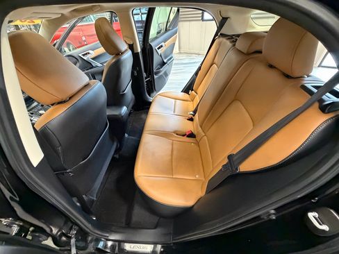 Used 2015 Lexus CT 200h FWD image 49