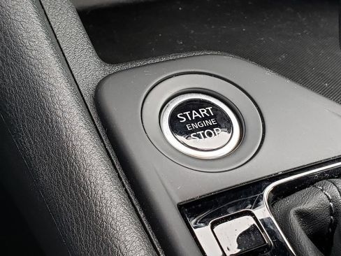 Certified 2025 Nissan Sentra S image 39