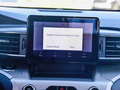 Used 2023 Ford Explorer XLT w/ Equipment Group 202A image 14