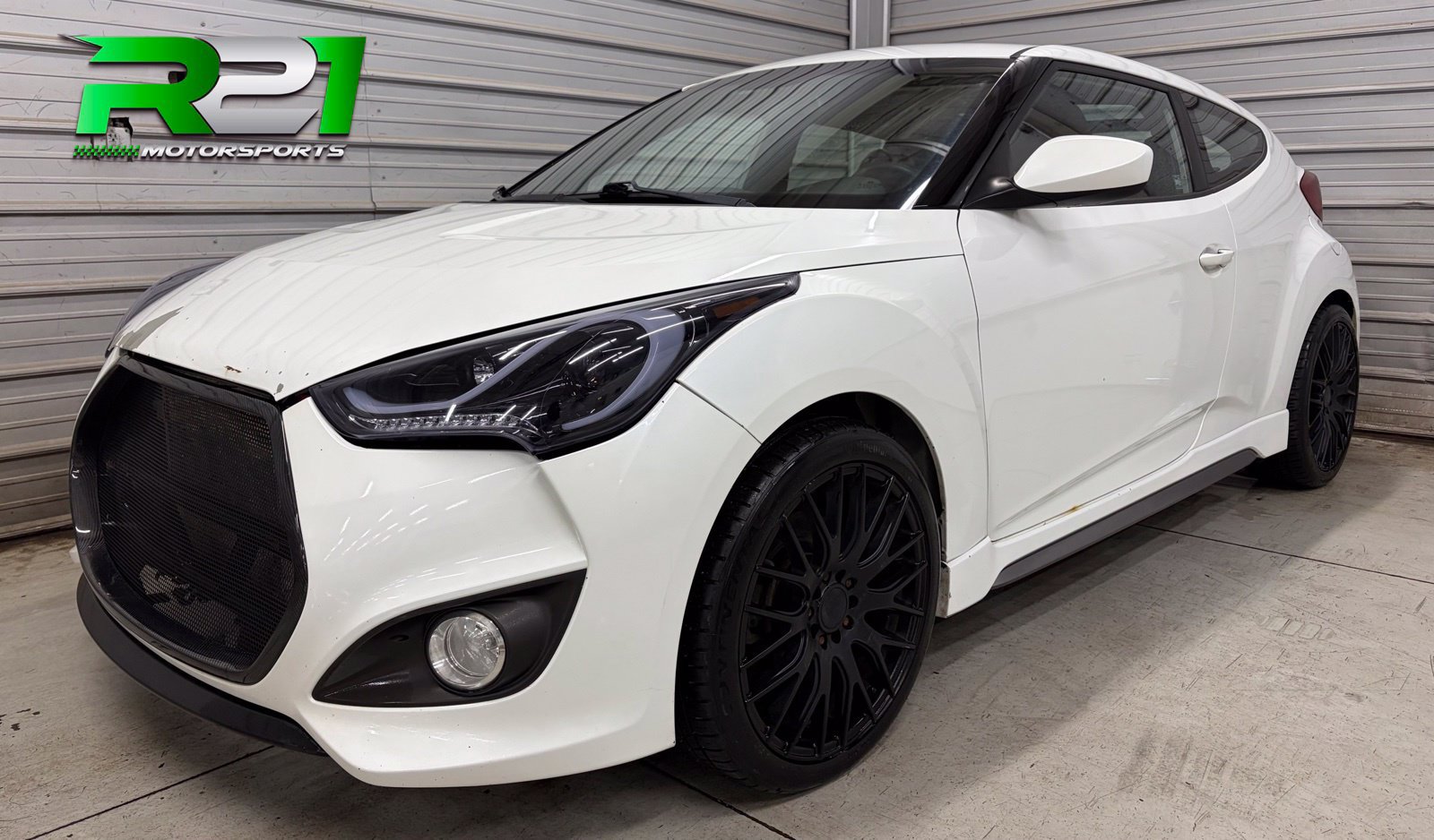 Used 2016 Hyundai Veloster Turbo R-Spec FWD image 1