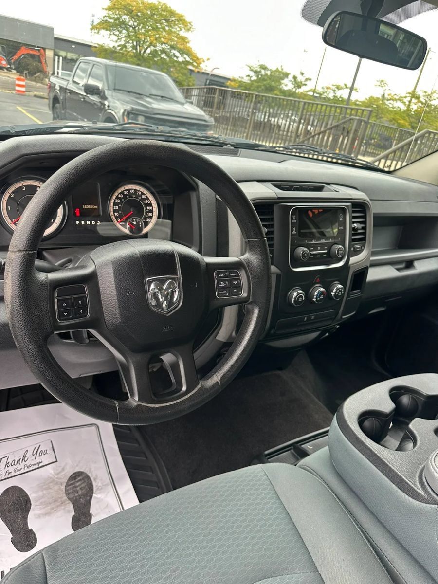 Used 2016 RAM 1500 Express AWD/4WD image 9