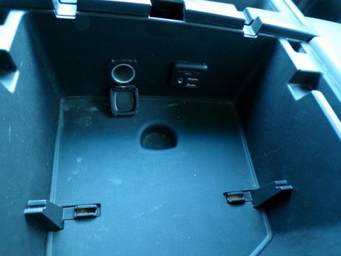 Used 2015 Chevrolet Silverado 3500 W/T image 25